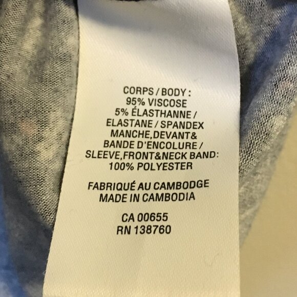 Itty Bitty Floral Cluster Chiffon Ruffled Sleeveless Blouse - Picture 10 of 14